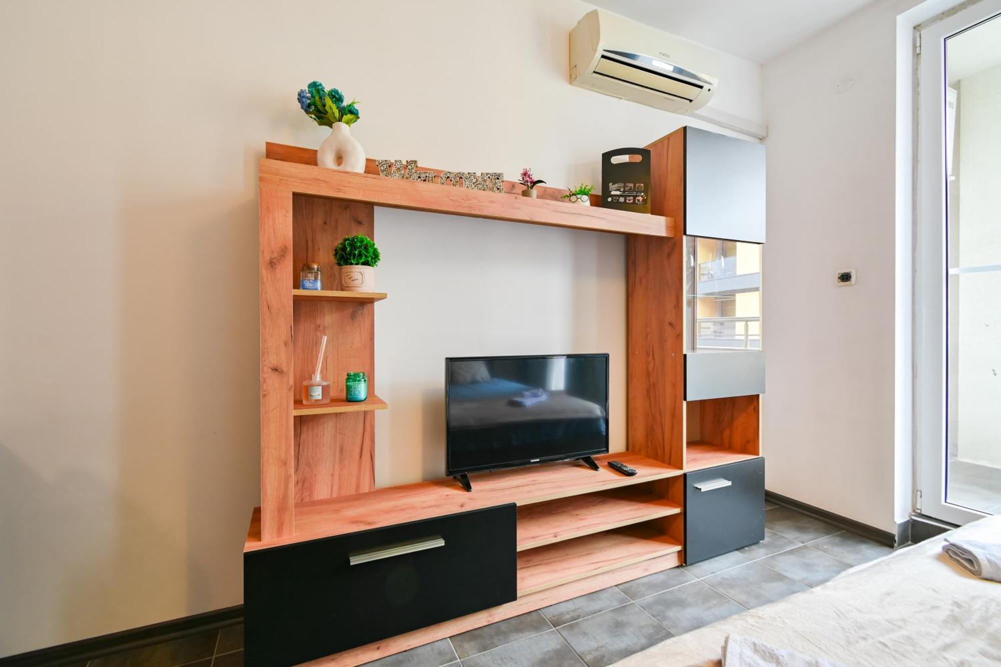 19 Apartment